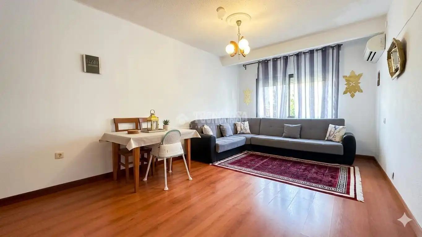 Sala de estar de Piso en venta en Fuensalida con Aire acondicionado, Calefacción y Parquet