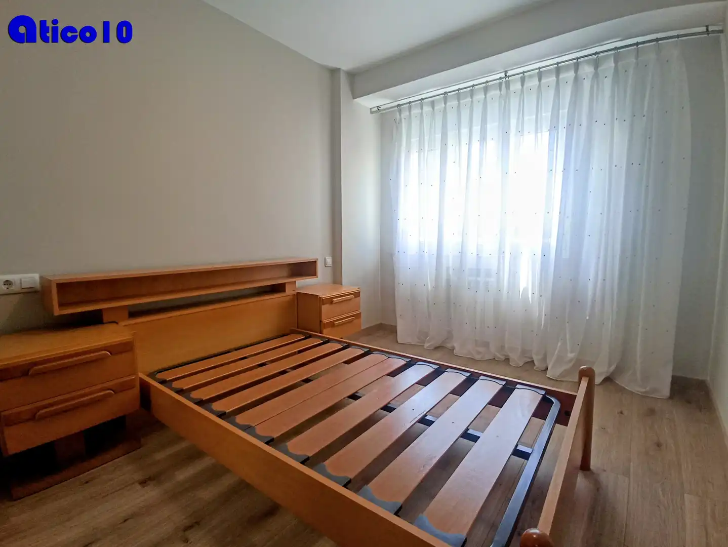Schlafzimmer von Wohnung zur Miete in Oviedo  mit Heizung, Terrasse und Möbliert
