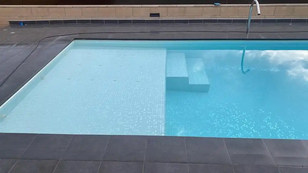 Swimming pool of Houses for sale in Tortosa  with Air Conditioner, Heating and Swimming Pool
