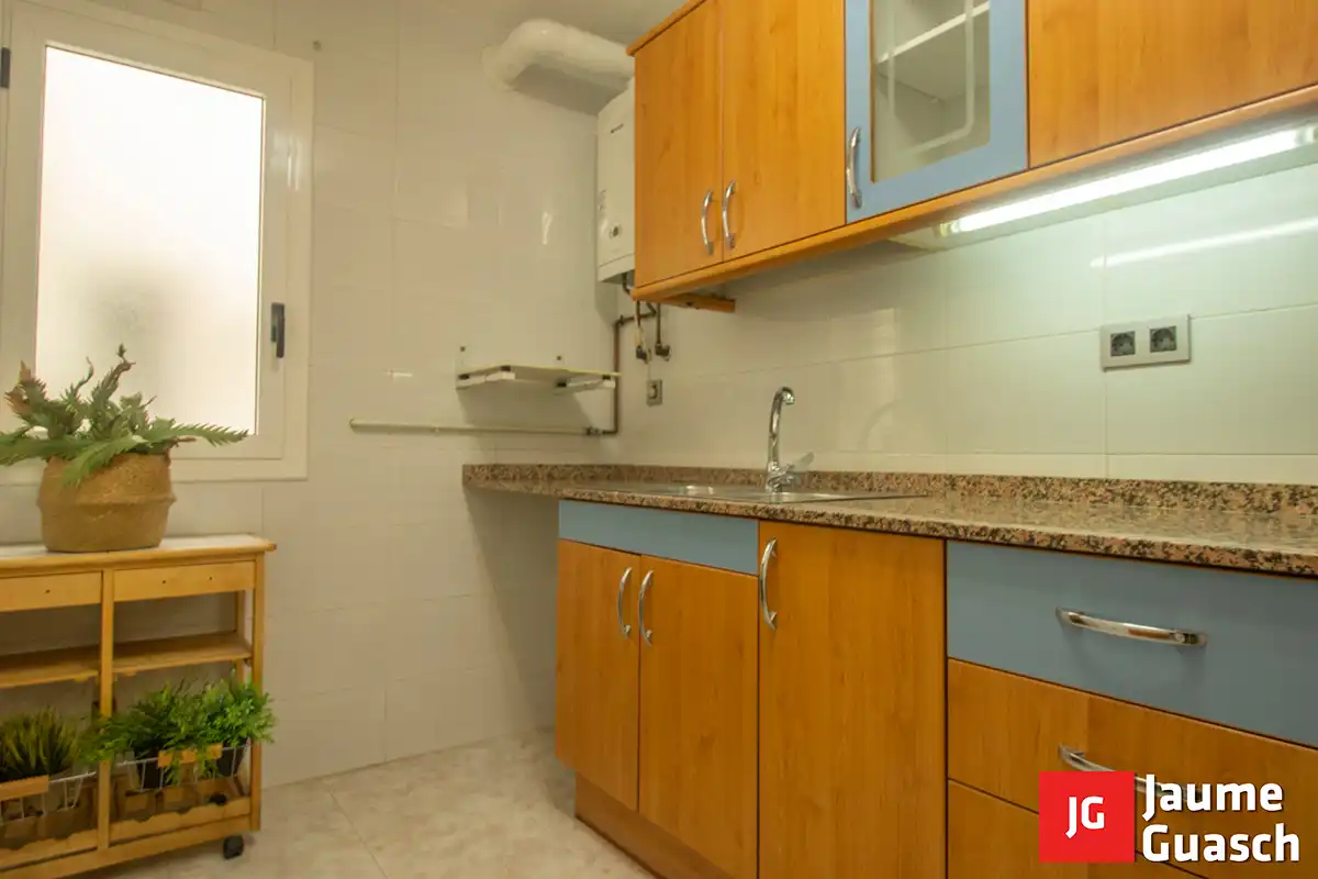 Kitchen of Flat for sale in Torredembarra  with Air Conditioner, Heating and Oven