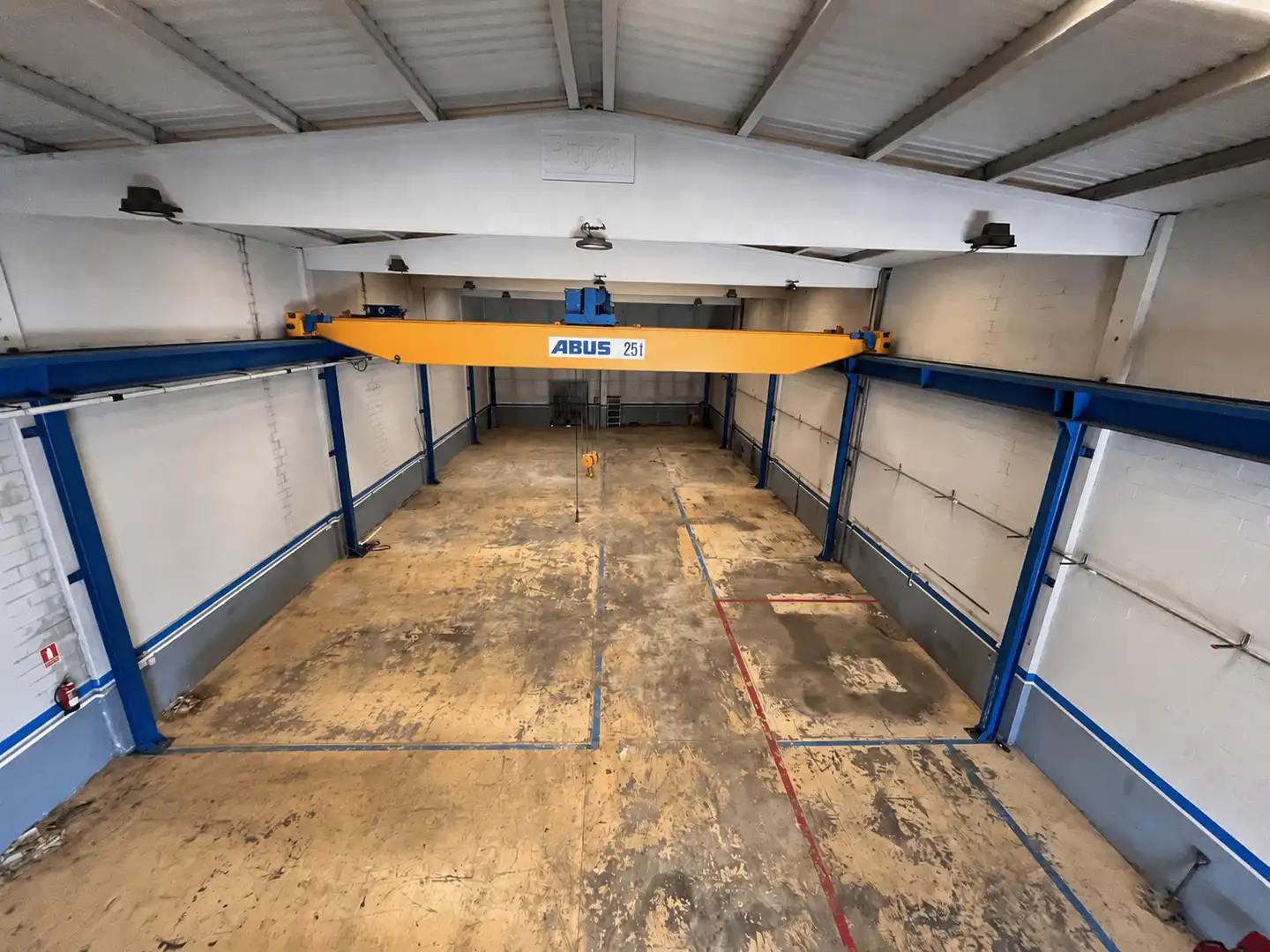 Nave industrial en venta en Piera con Alarma