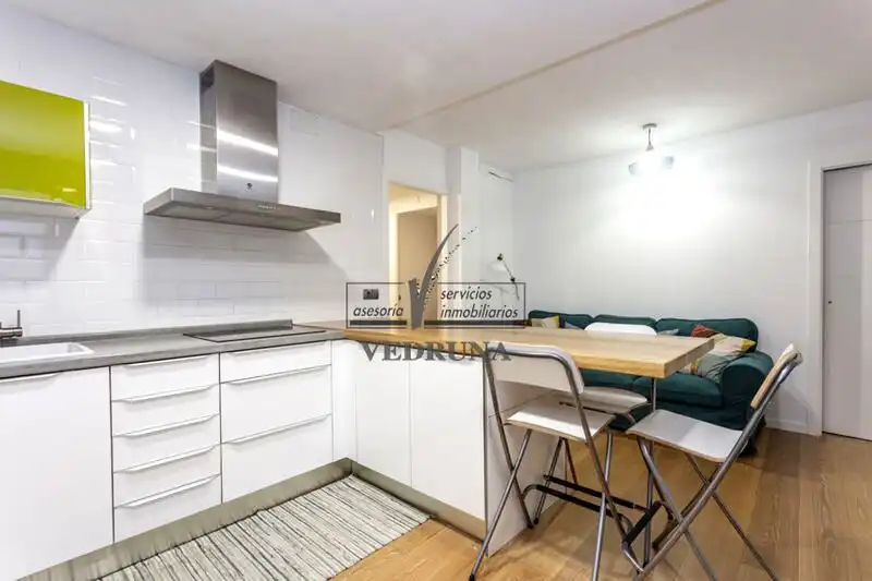 Küche von Wohnung zur Miete in Zaragoza mit Heizung, Ofen und Waschmaschine