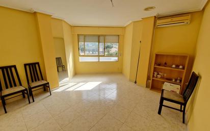 Sala d'estar de Pis en venda en Elche / Elx amb Aire condicionat