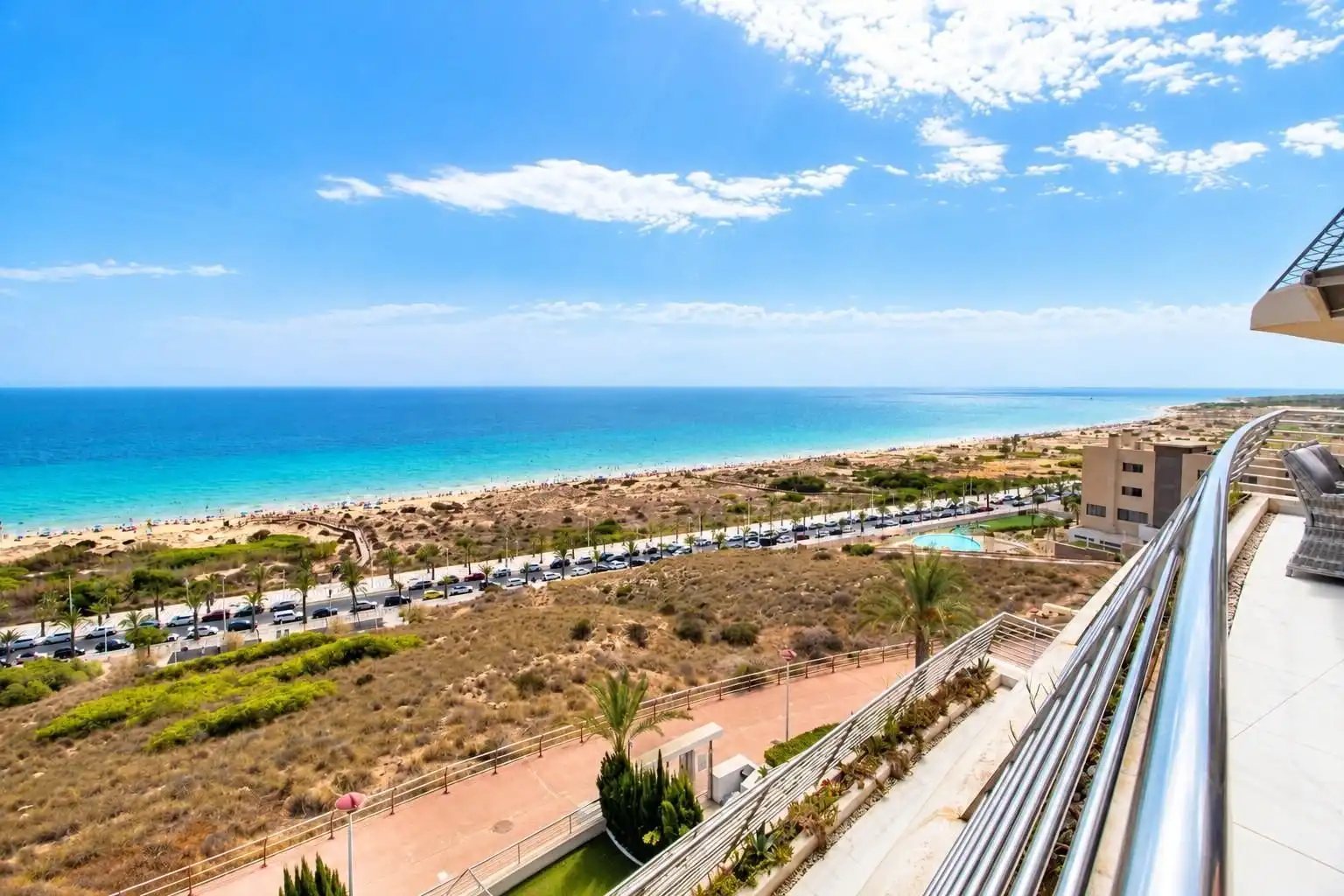 Appartement compact avec piscine à vendre à Los Arenales del Sol, imagen 4