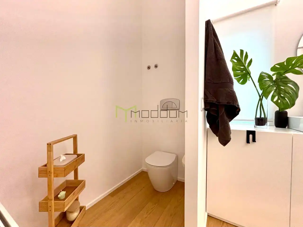Badezimmer von Maisonette zum Verkauf in Santiago de Compostela  mit Heizung, Abstellraum und Möbliert