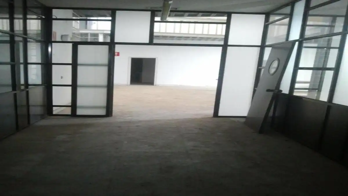 Nau industrial en venda en Camas