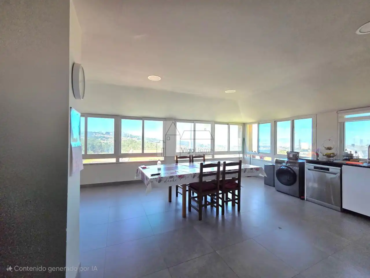Comedor de Casa o chalet en venta en Vigo  con Calefacción y Jardín privado