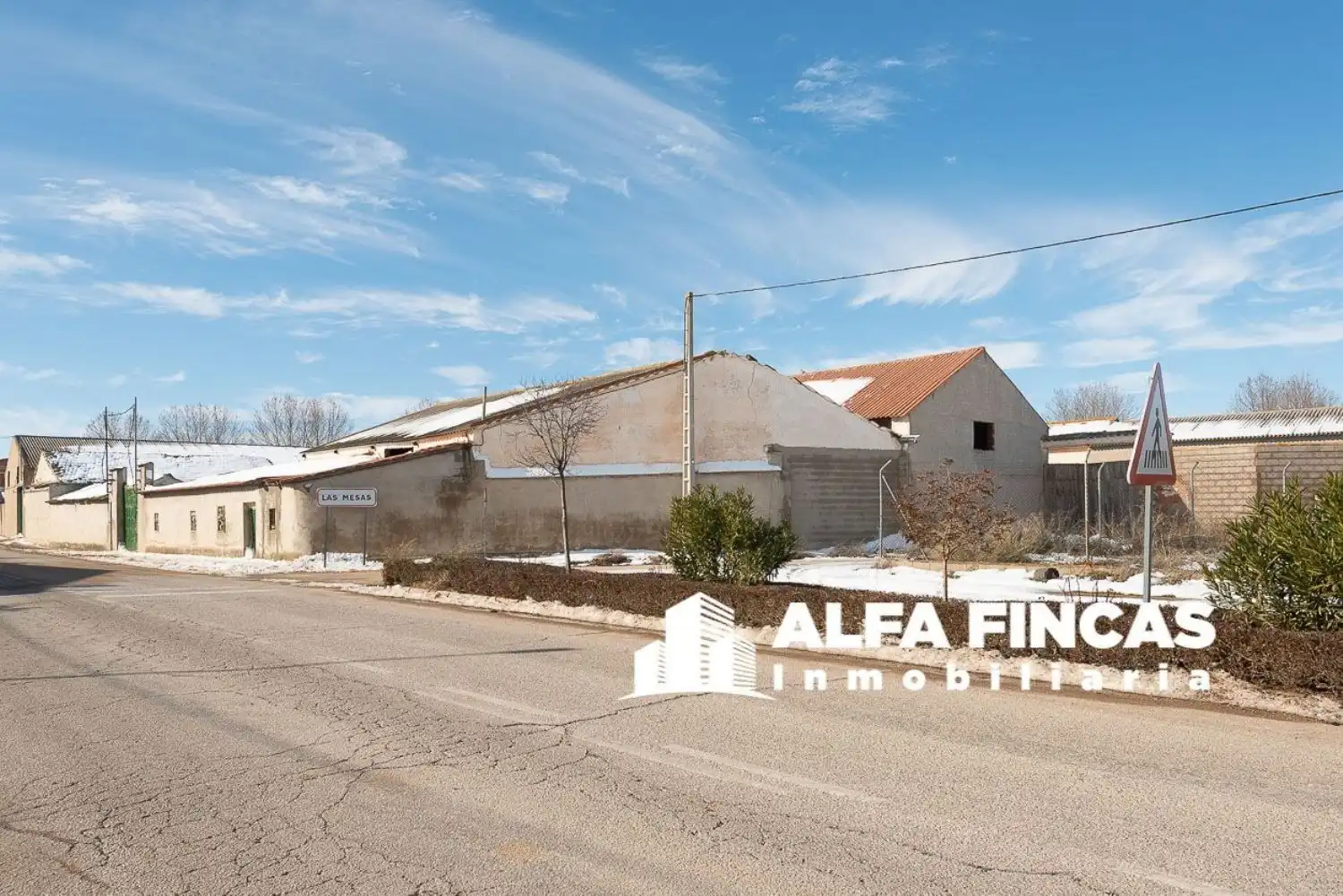 Außenansicht von Fabrikhallen zum Verkauf in Las Mesas  