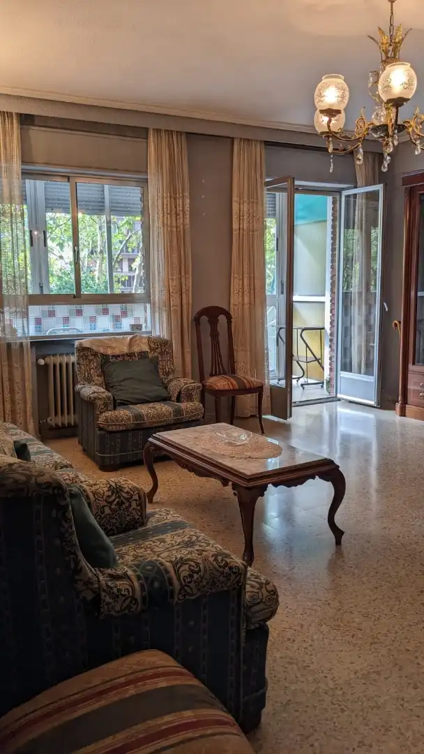 Sala d'estar de Pis en venda en Salamanca Capital