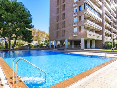 Piscina de Pis en venda en Benicasim / Benicàssim amb Terrassa, Piscina i Balcó