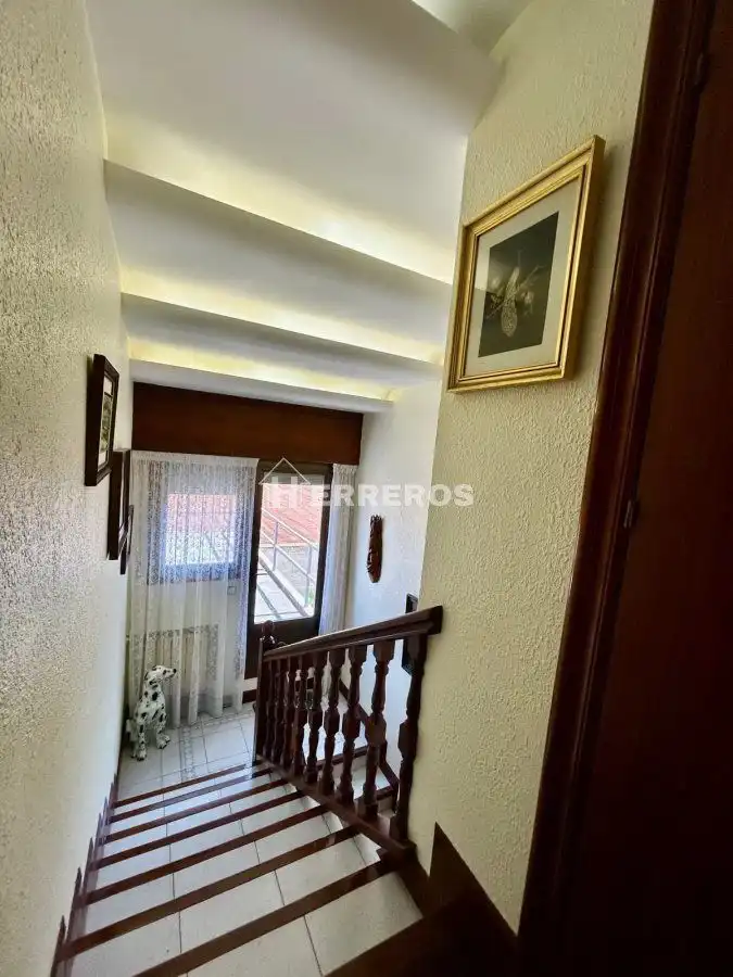 Casa adosada en venta en Baños de Río Tobía con Aire acondicionado, Calefacción y Parquet