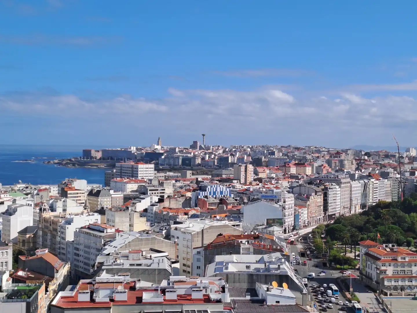 Vista exterior de Piso de alquiler en A Coruña Capital  con Calefacción, Terraza y Amueblado