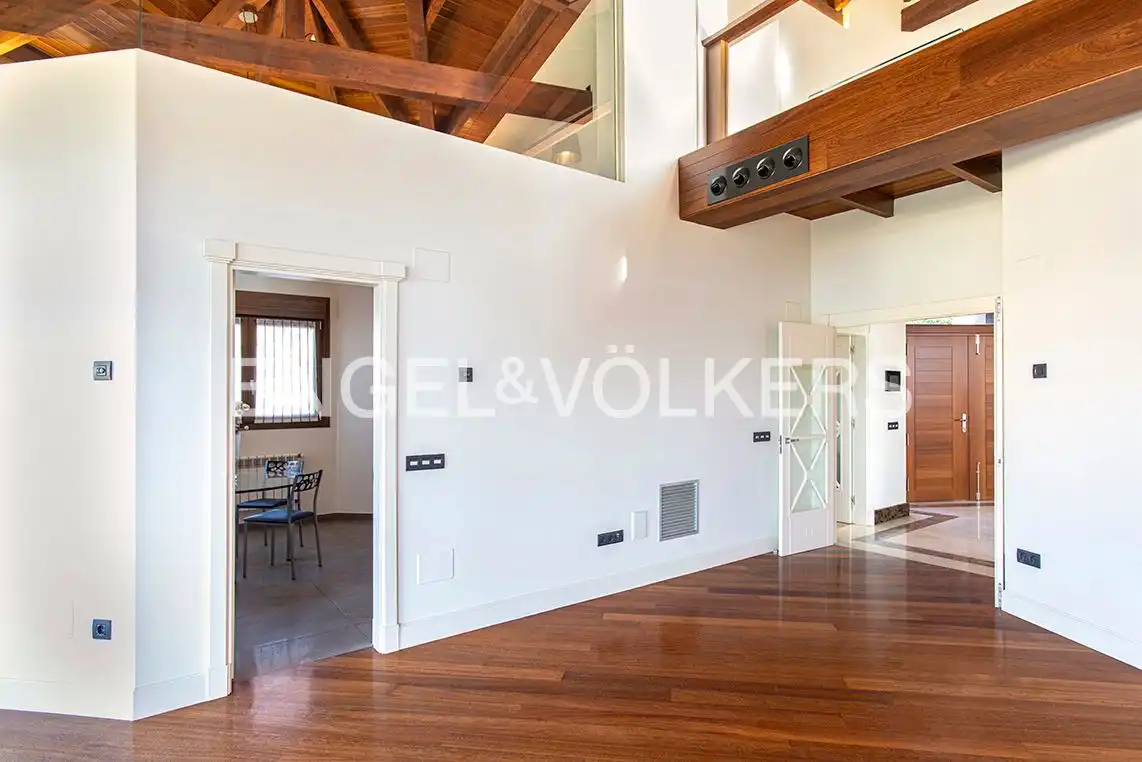 Houses for sale in Gijón   with Air Conditioner, Heating and Private garden