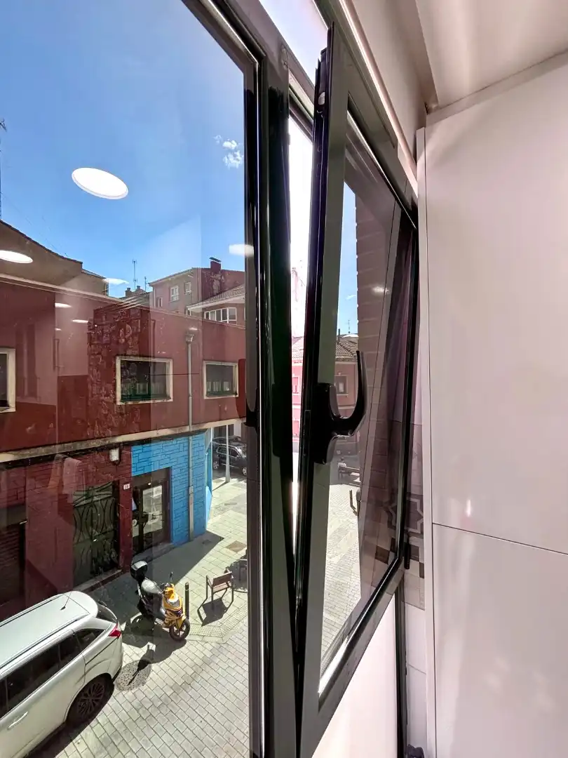 Vista exterior de Piso en venta en Gijón  con Calefacción, Parquet y Terraza