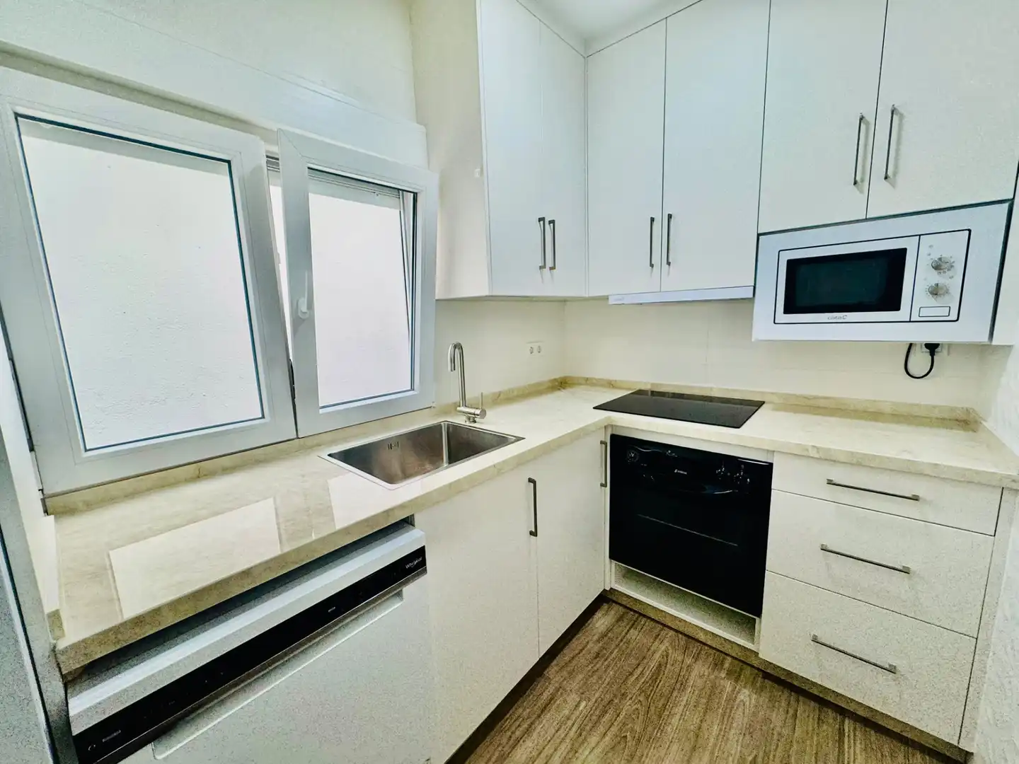 Wohnung mit Aufzug zum Verkauf in Avenida Condes de San Isidro 2, imagen 18
