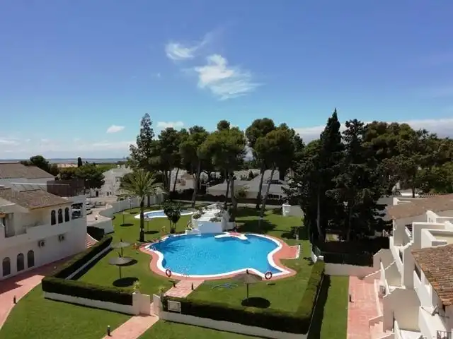 Piscina de Apartament en venda en El Puerto de Santa María amb Calefacció, Jardí privat i Piscina comunitària