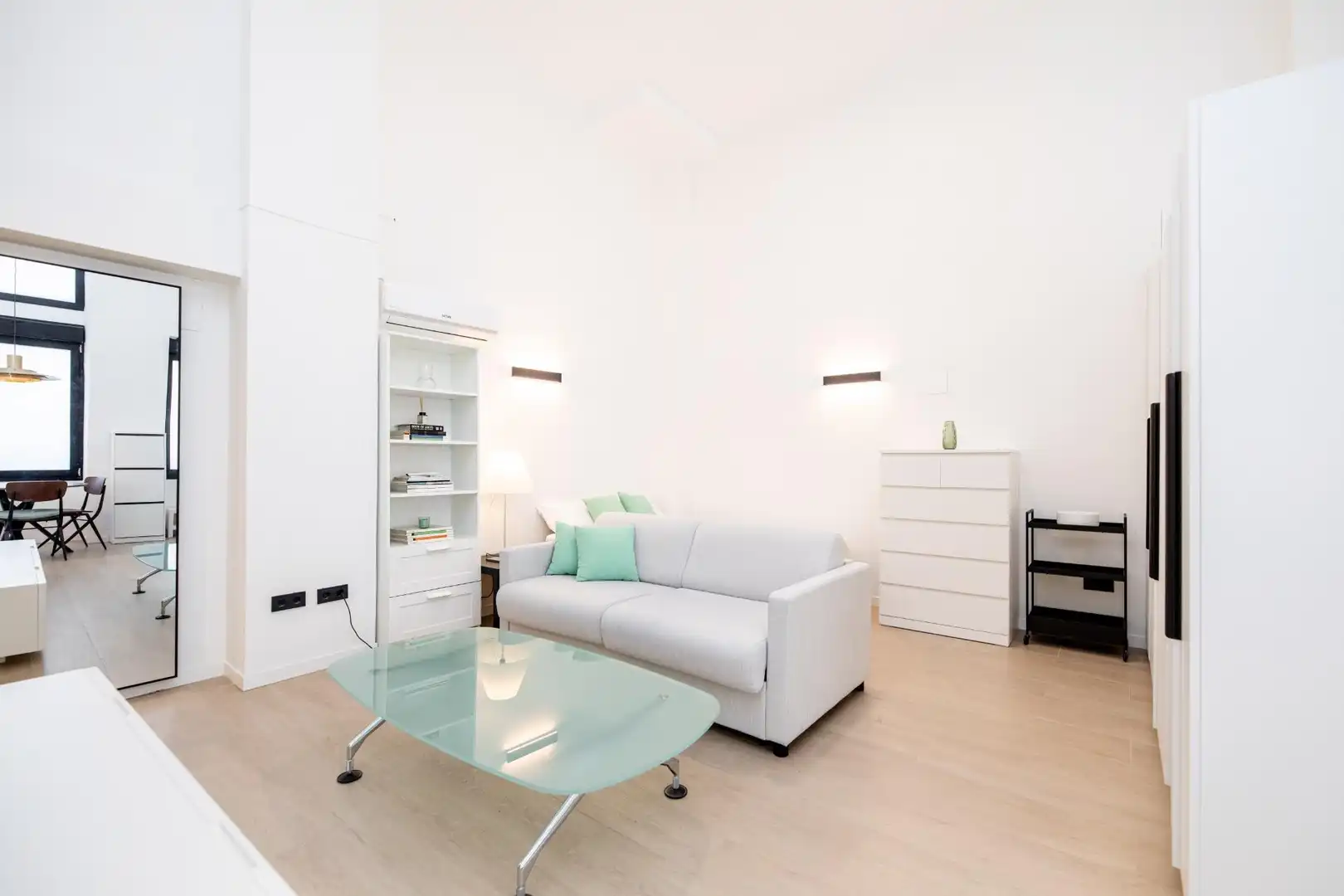 Sala de estar de Estudio de alquiler en Madrid con Amueblado y Alarma