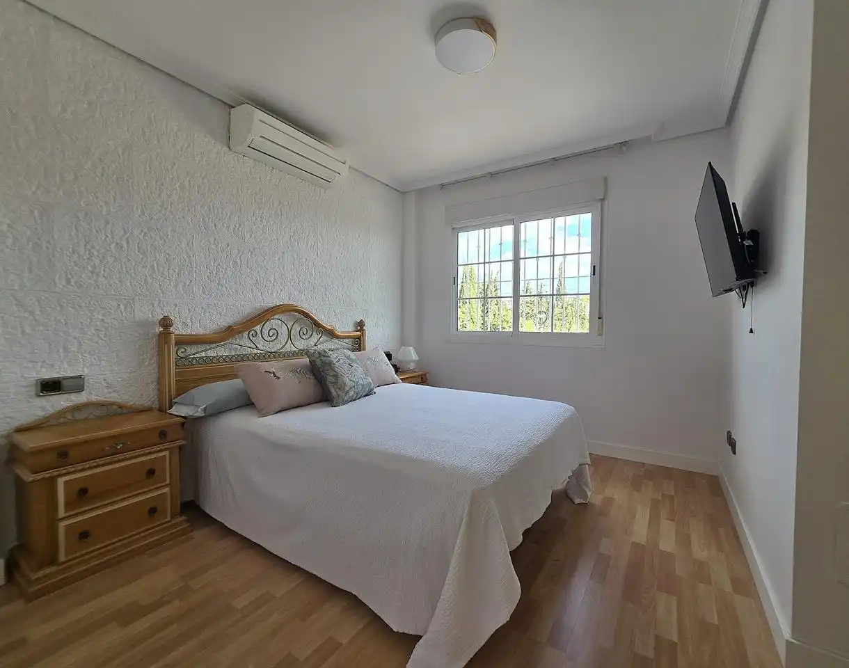 Dormitori de Casa o xalet en venda en Coloma  