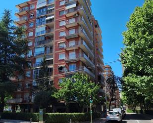 Vista exterior de Pis de lloguer en Móstoles amb Aire condicionat i Terrassa