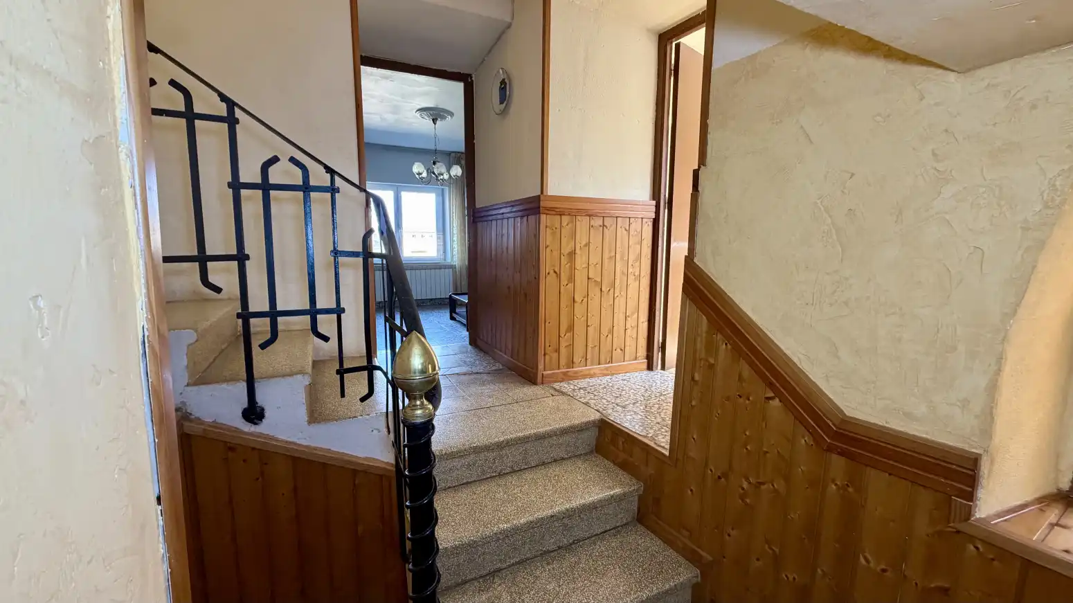 Houses for sale in Allo  with Heating
