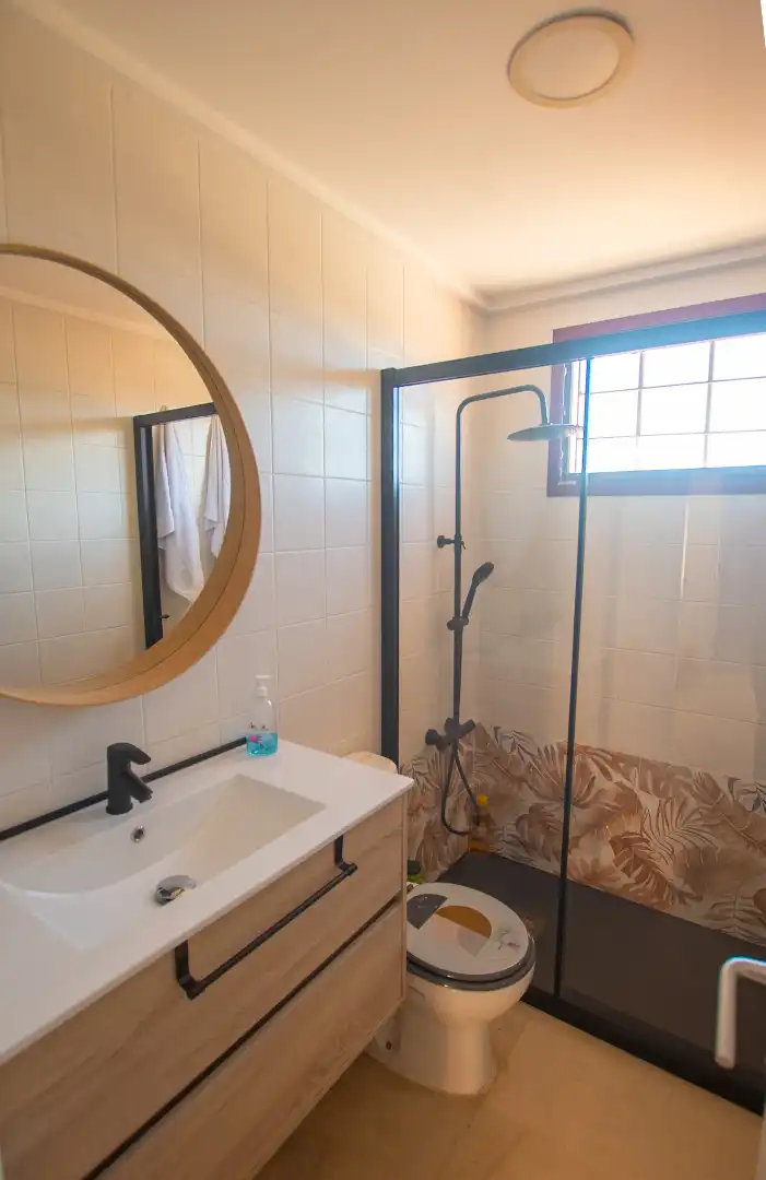Bany de Casa o xalet en venda en Gáldar amb Terrassa i Piscina