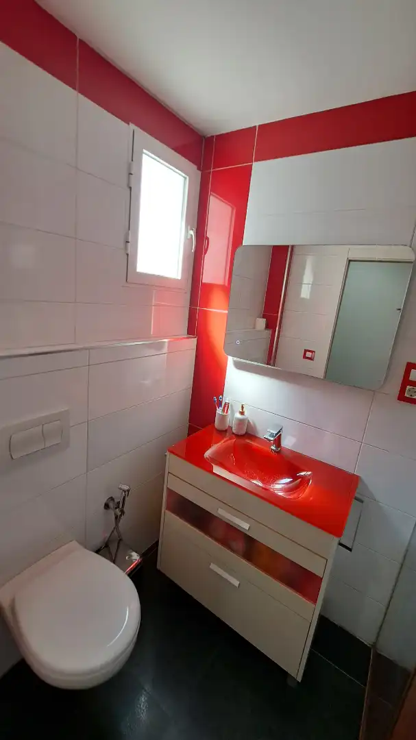 Badezimmer von Wohnung zum Verkauf in Valencia mit Möbliert, Ofen und Waschmaschine