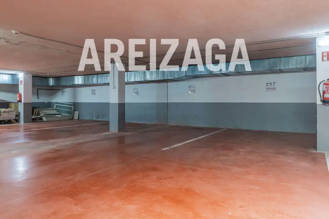 Parking de Oficina en venta en Donostia - San Sebastián  con Aire acondicionado y Calefacción