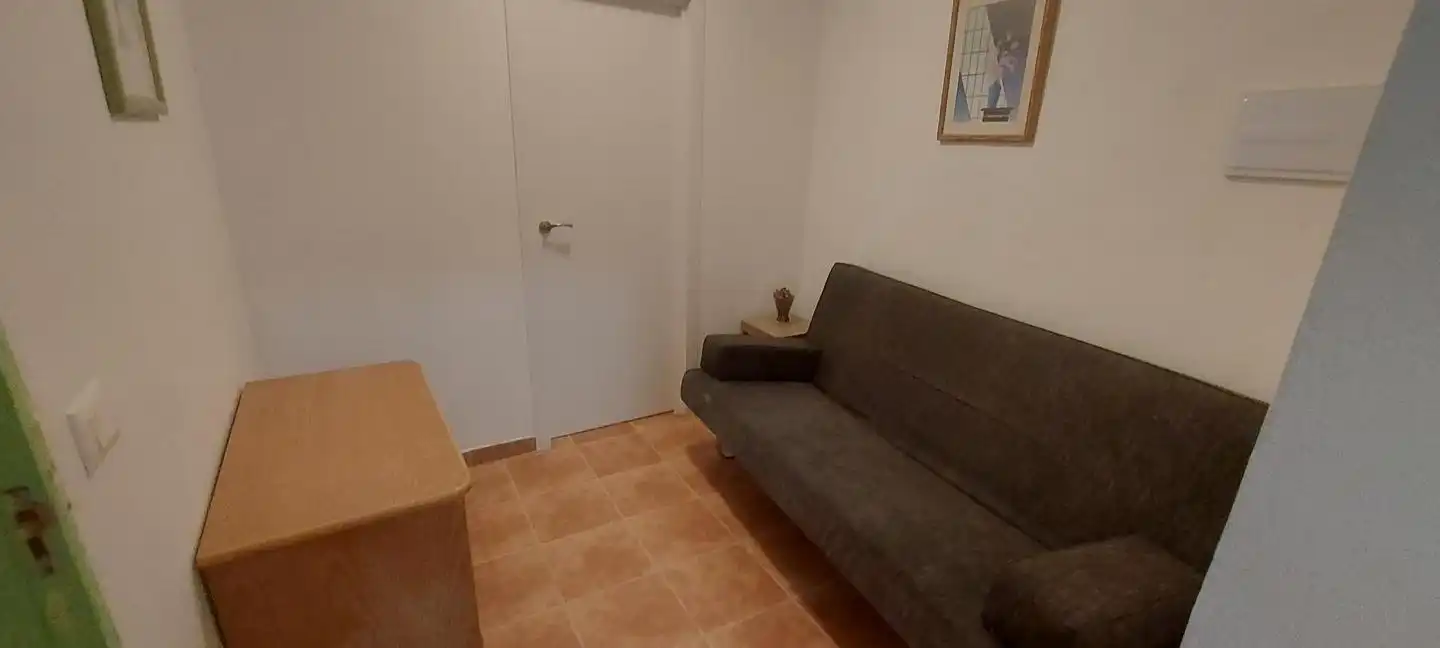 Erdgeschoss zur Miete in Los Cuervos, Granadilla de Abona ciudad