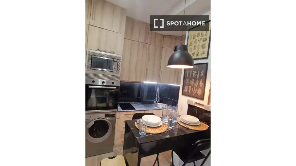 Room in Entrevías