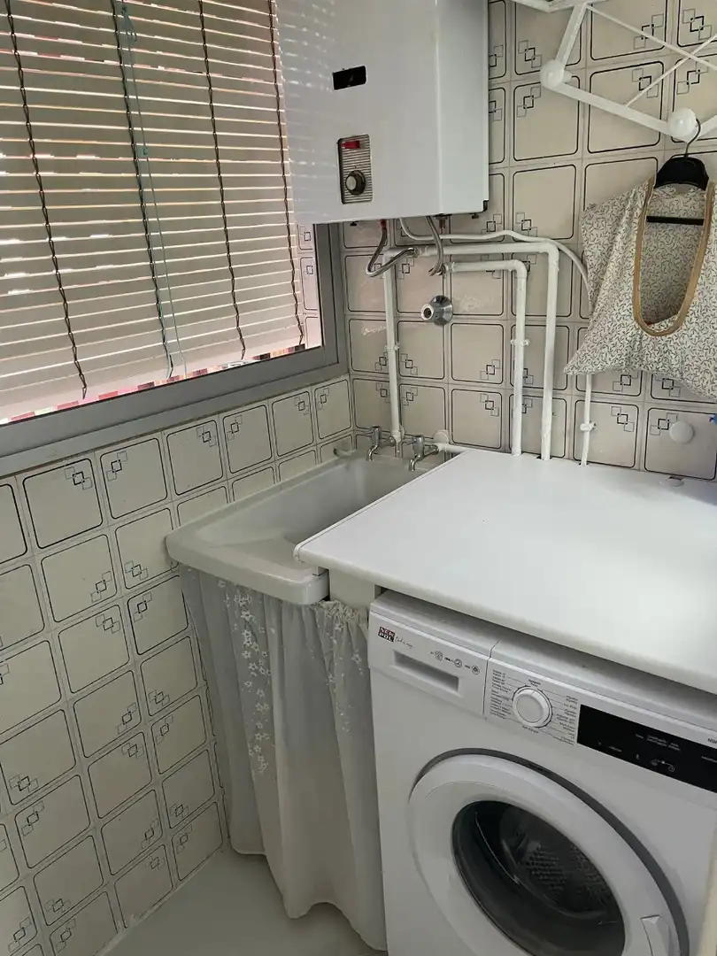 Bany de Apartament de lloguer en Mazarrón amb Aire condicionat, Calefacció i Moblat