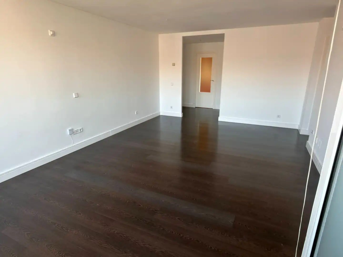 Living room of Flat for rent in Madrid  with Air Conditioner, Heating and Parquet flooring