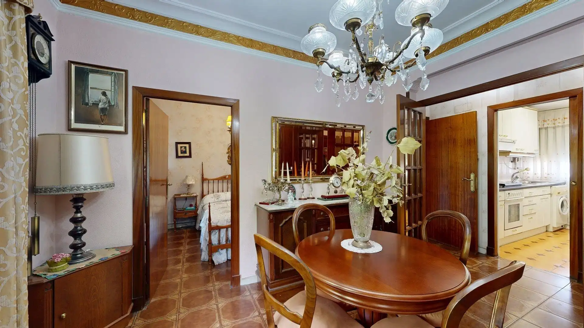 Comedor de Piso en venta en Zaragoza con Calefacción y Amueblado