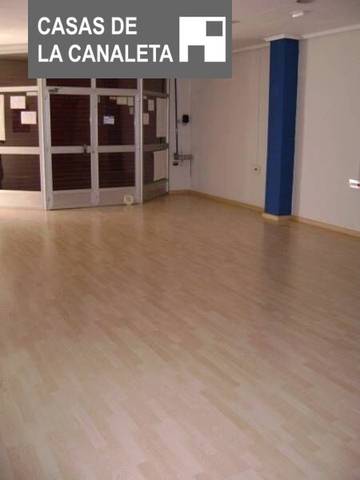 Local comercial en Alquiler en Juzgados