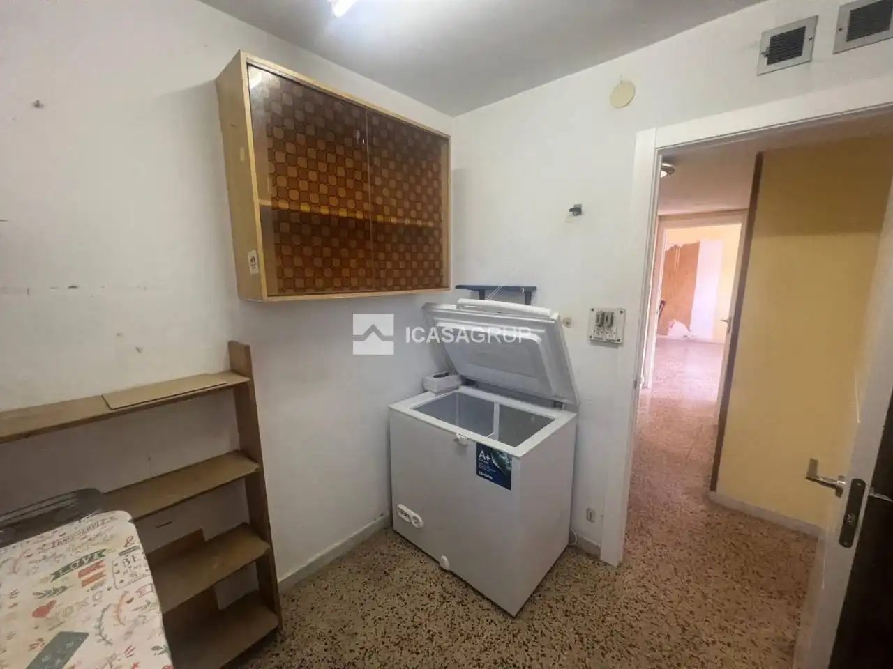 Wohnung zum Verkauf in Rubí mit Klimaanlage und Balkon