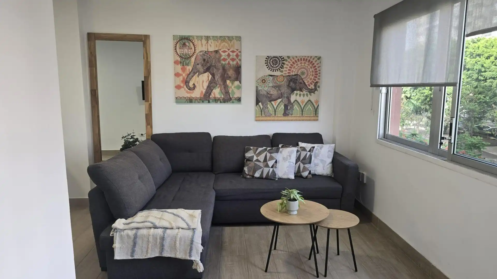 Living room of Flat for rent in Santa Cruz de Tenerife  with Terrace, Furnished and Community pool