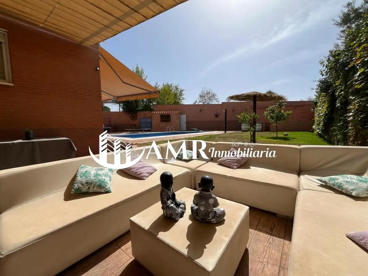 Jardín de Casa adosada en venta en Seseña con Aire acondicionado, Calefacción y Jardín privado