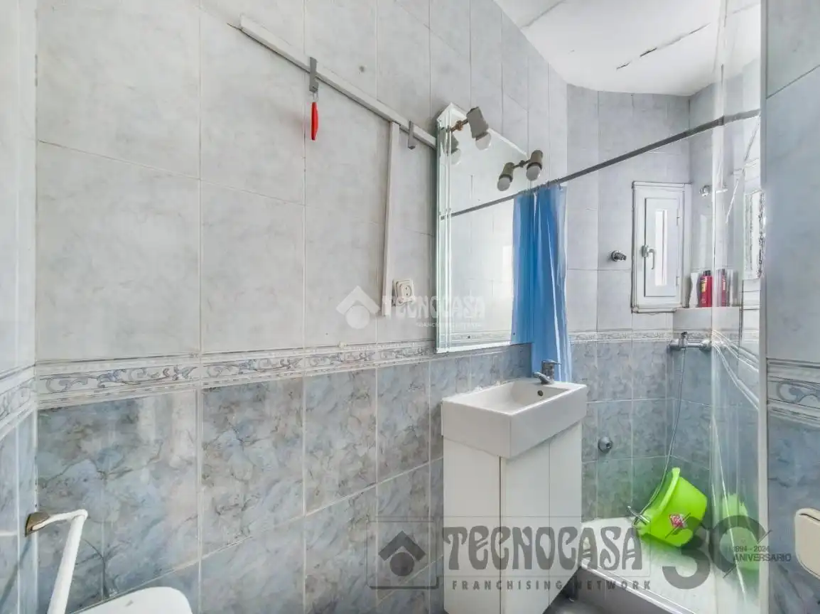 Baño de Piso en venta en Madrid con Calefacción