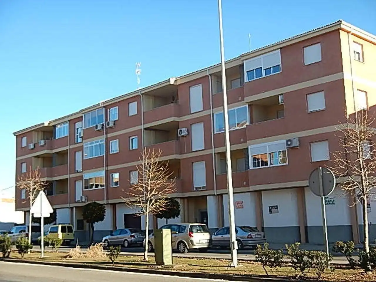 Außenansicht von Lagerraum zum Verkauf in Moraleja