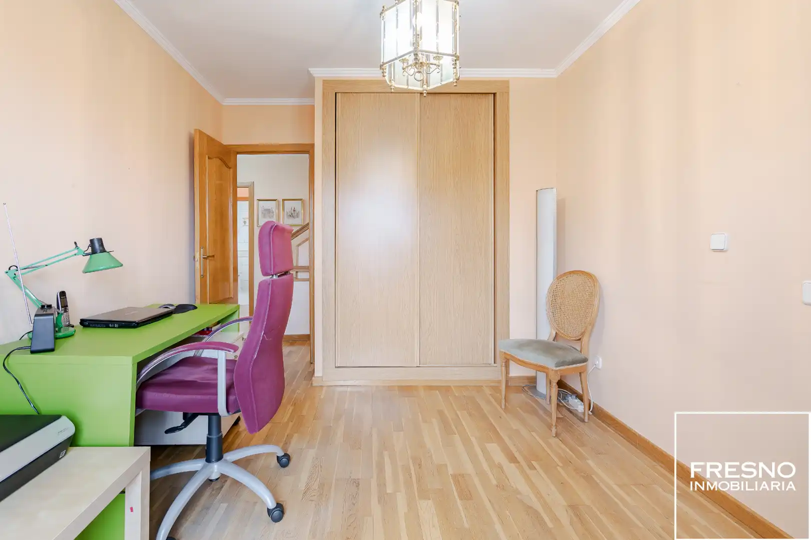 Bedroom of Detached homes for sale in Cobeña  with Air Conditioner, Heating and Private garden
