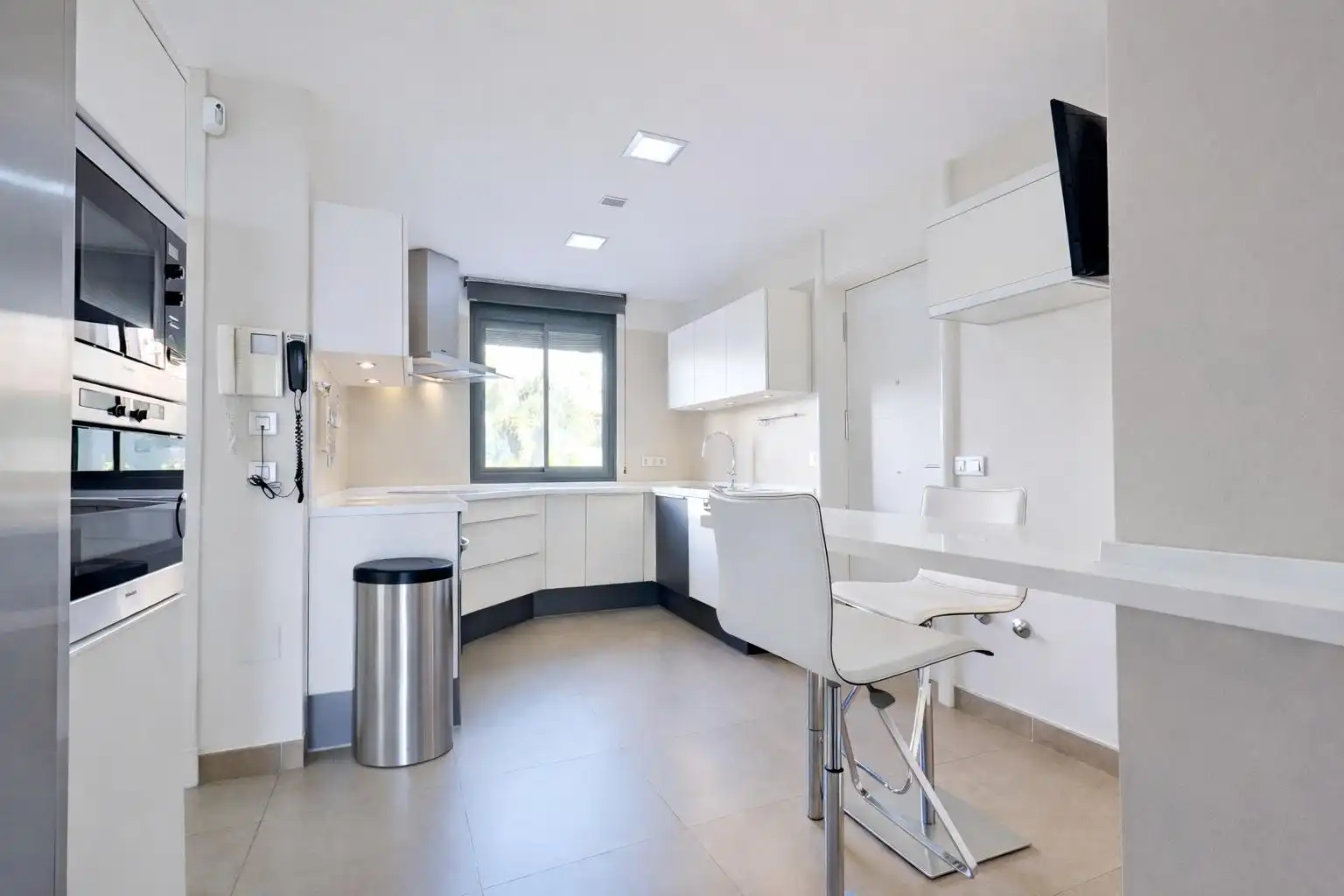 Kitchen of Flat for rent in Santa Cruz de Tenerife  with Air Conditioner, Heating and Storage room