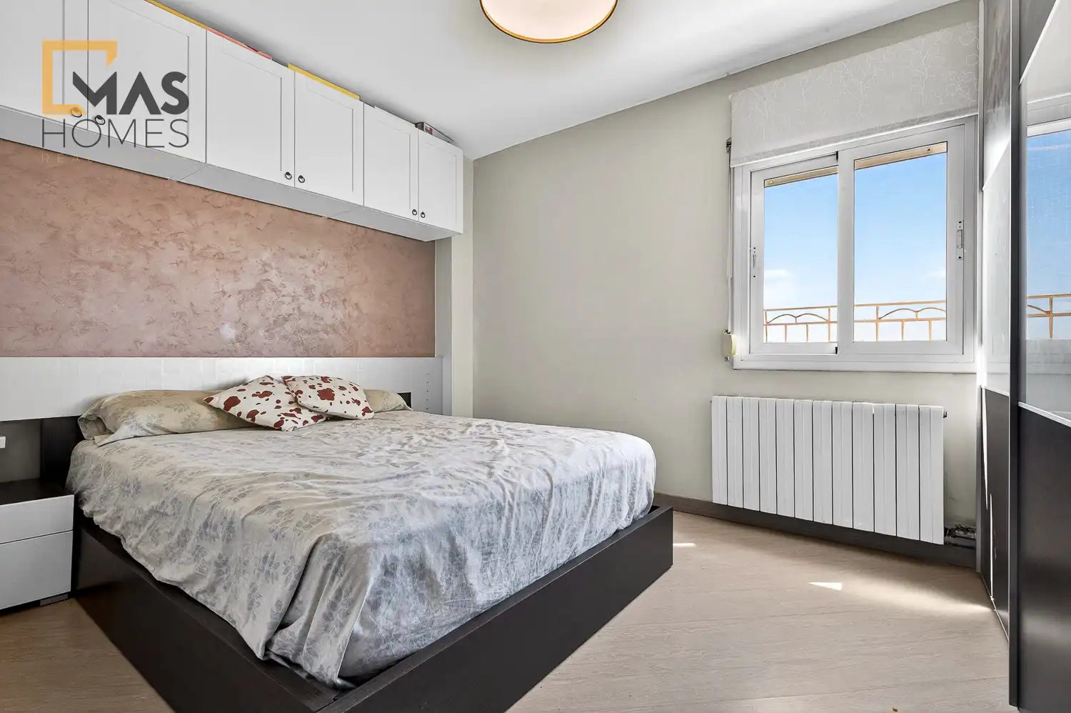 Schlafzimmer von Wohnung zum Verkauf in Terrassa mit Klimaanlage, Heizung und Terrasse