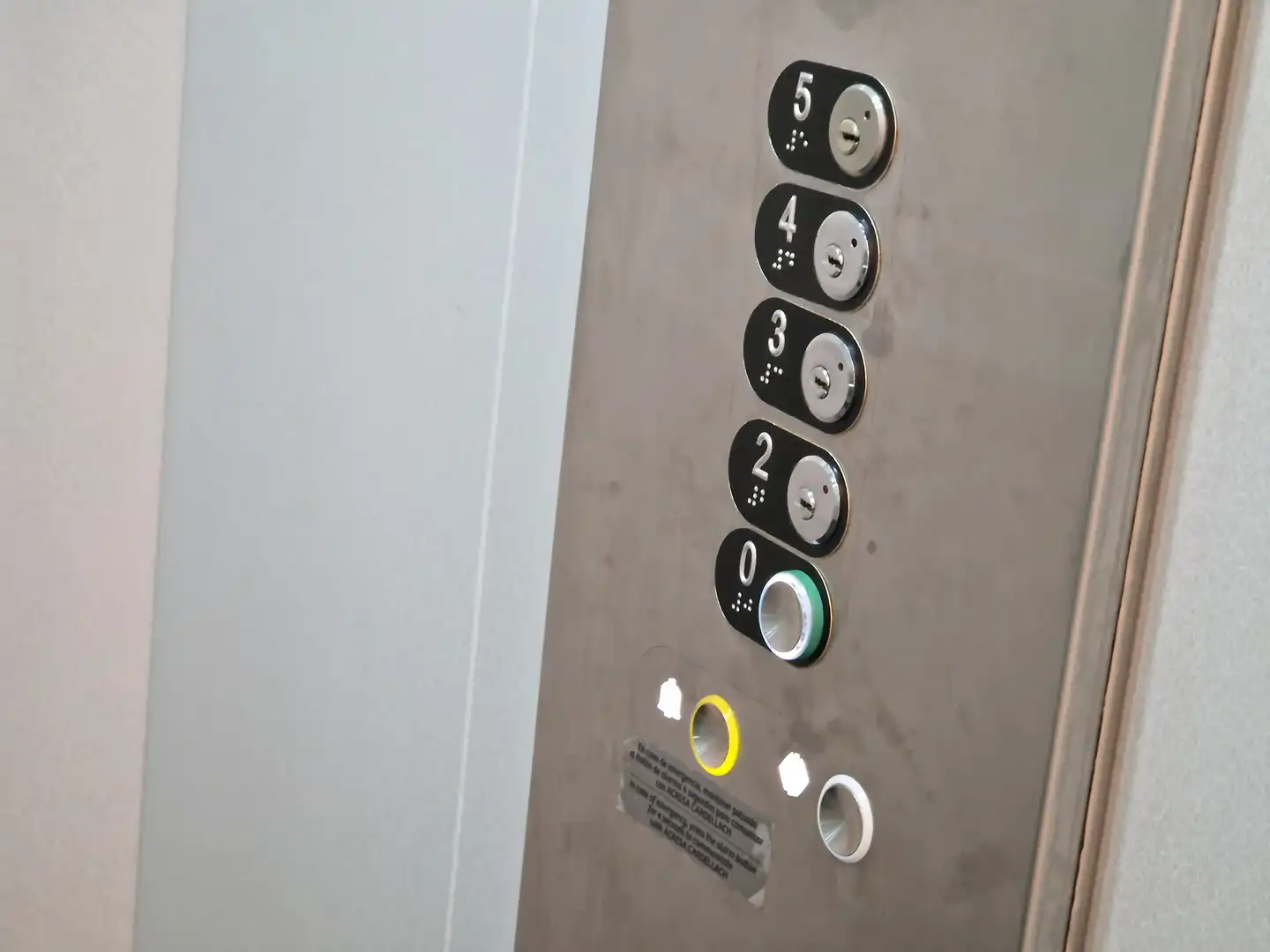 Parking de Piso en venta en Barcelona con Aire acondicionado, Calefacción y Amueblado