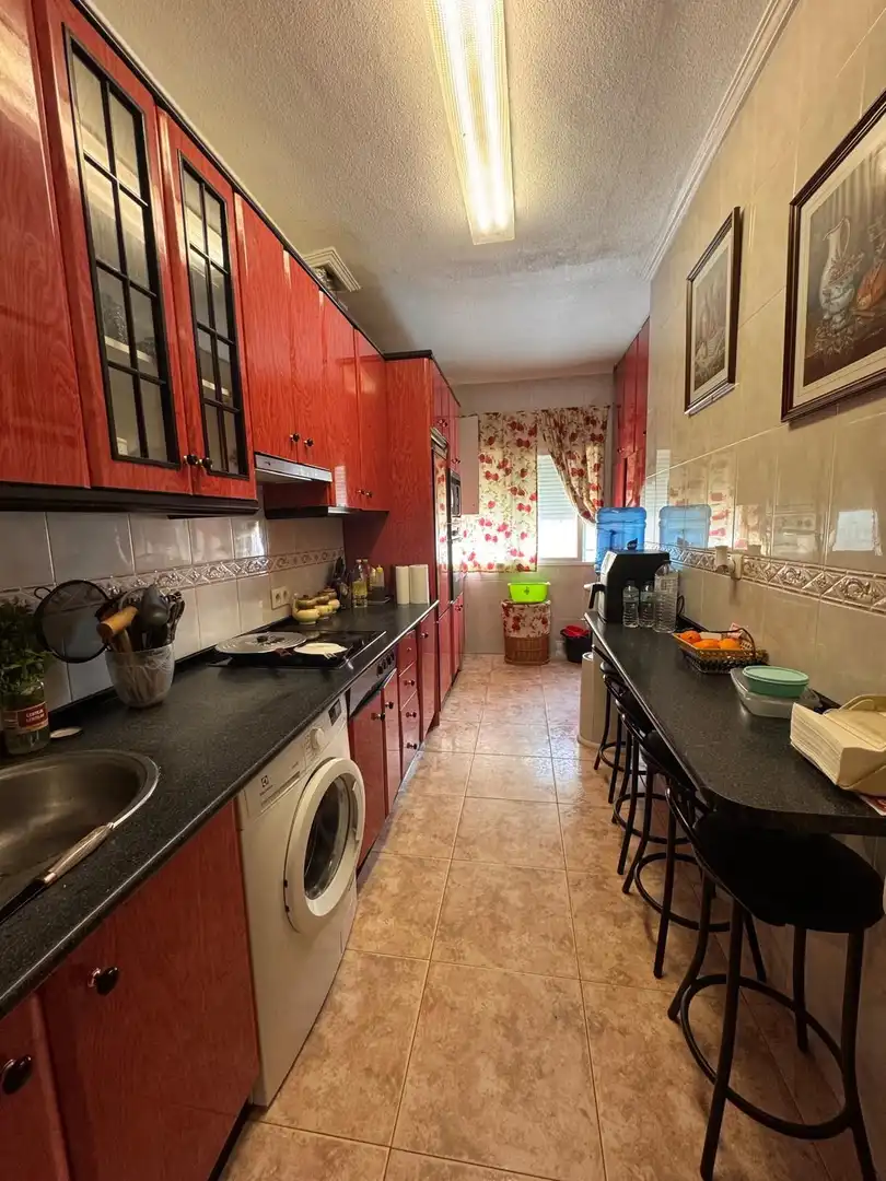 Cuina de Pis en venda en Mérida amb Aire condicionat, Terrassa i Traster