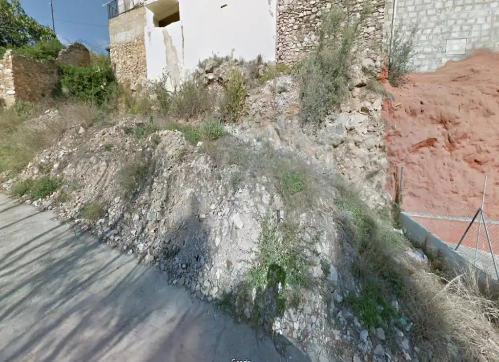 Land for sale in Cirat