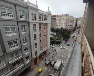 Vista exterior de Pis de lloguer en A Coruña Capital  amb Balcó