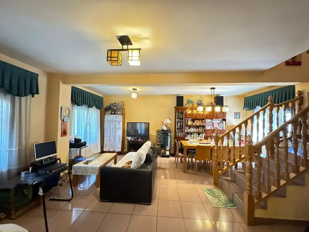 Houses for sale in Pardo De Santallana, Carlos Ruiz