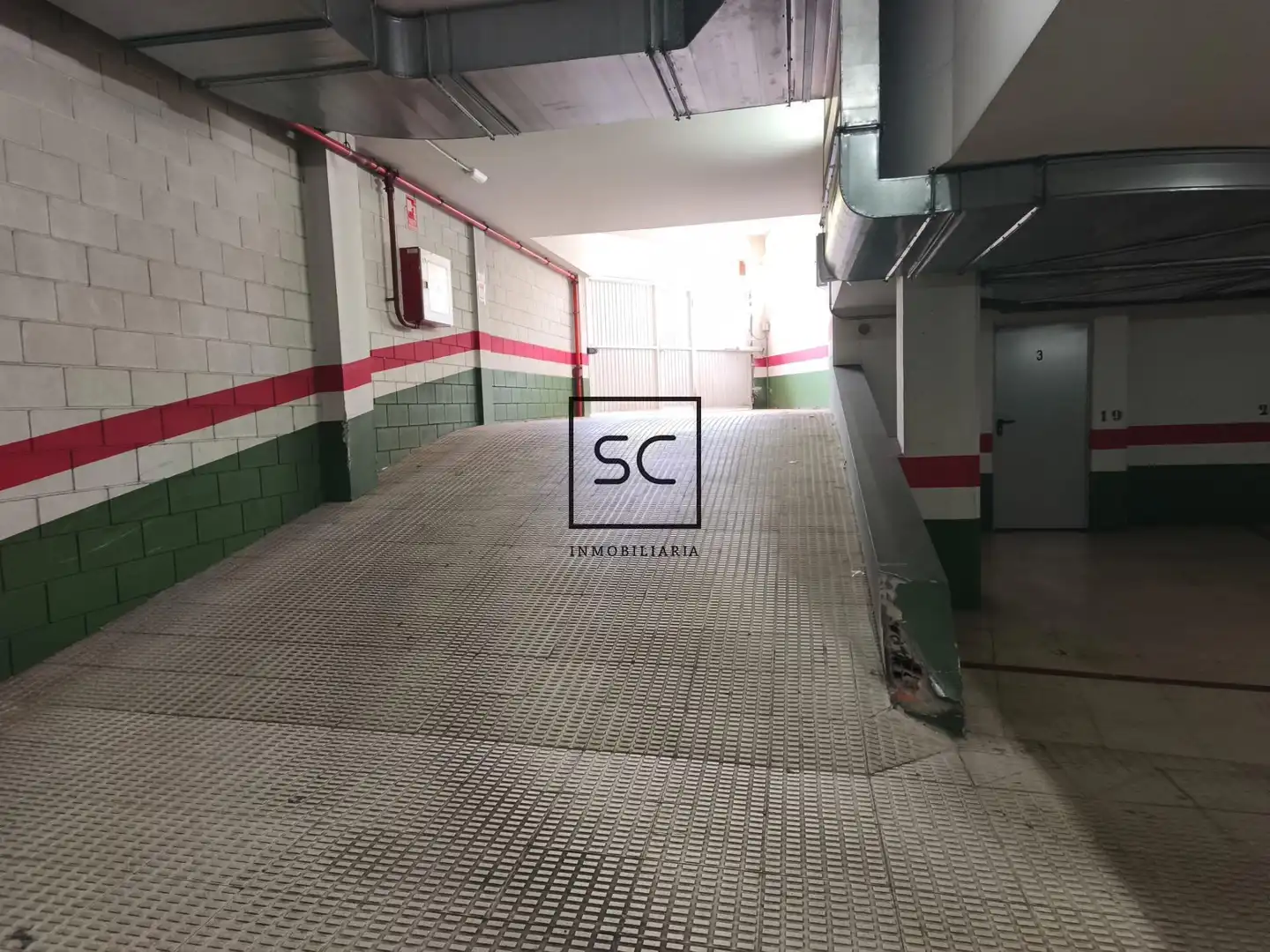 Parking de Apartamento de alquiler en Porta Nova