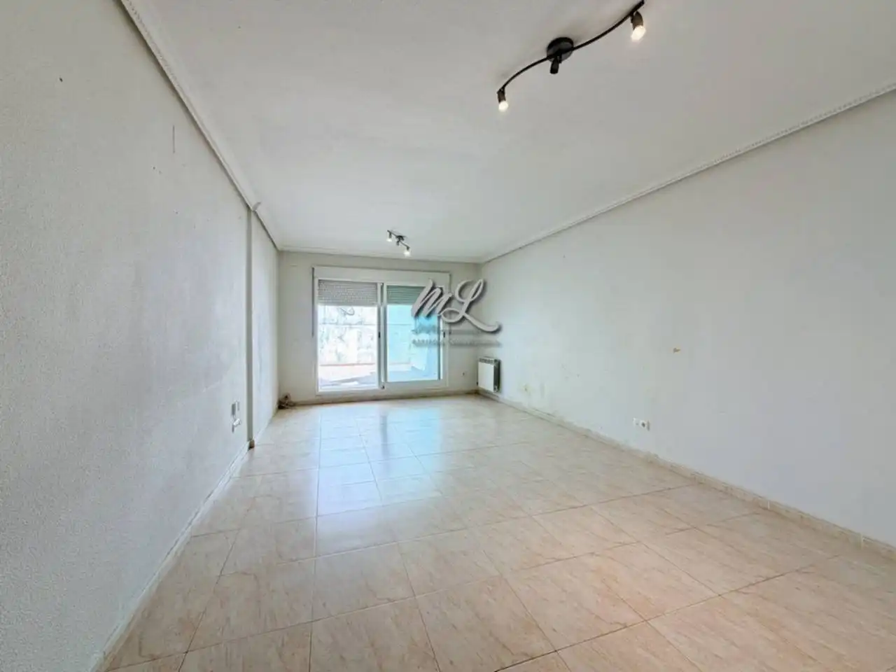 Sala de estar de Casa adosada en venta en Toledo con Calefacción, Jardín privado y Terraza