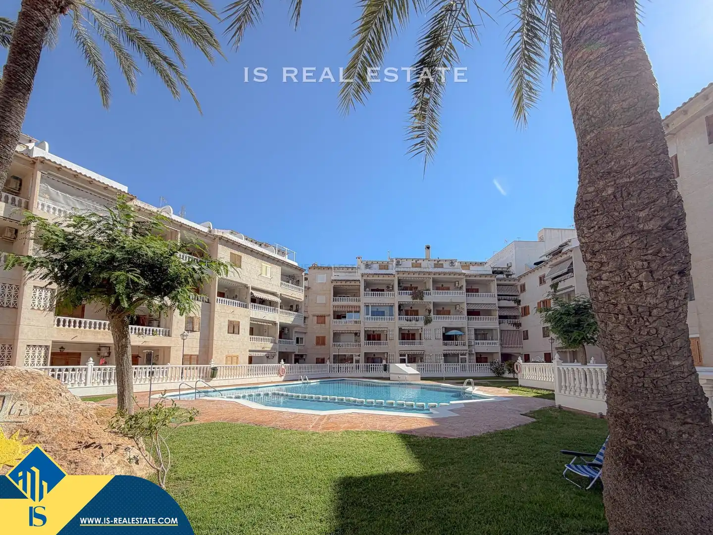 Piso con piscina en venta en Playa de los Locos, imagen 3