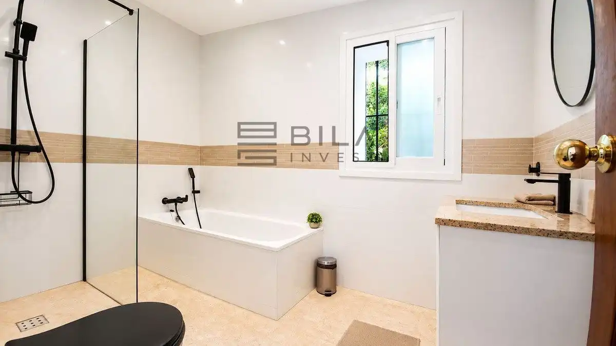 Chalet con piscina en venta en Las Chapas, imagen 16